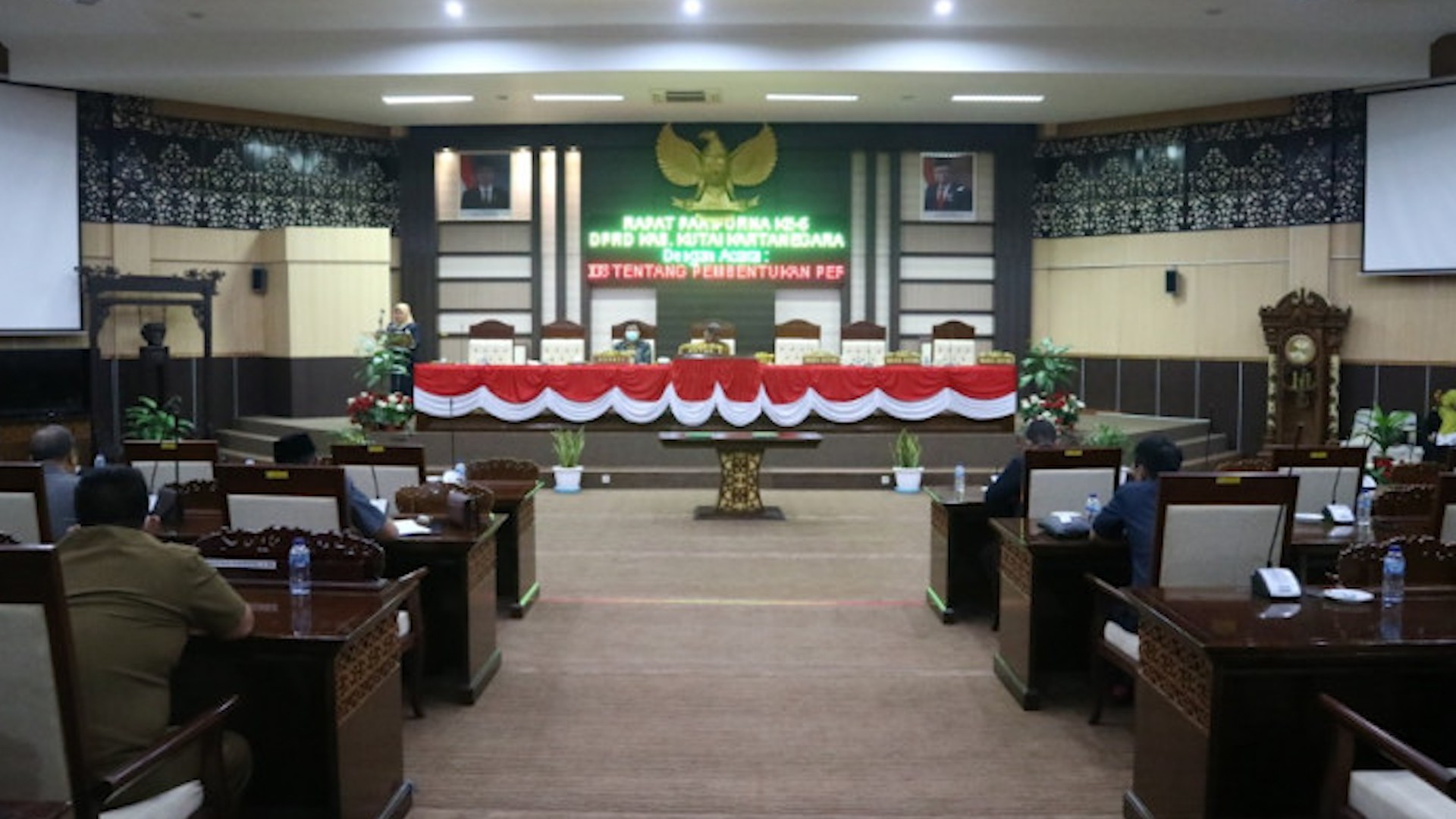 4 Raperda Disetujui Menjadi Perda pada Paripurna ke-6 DPRD Kukar