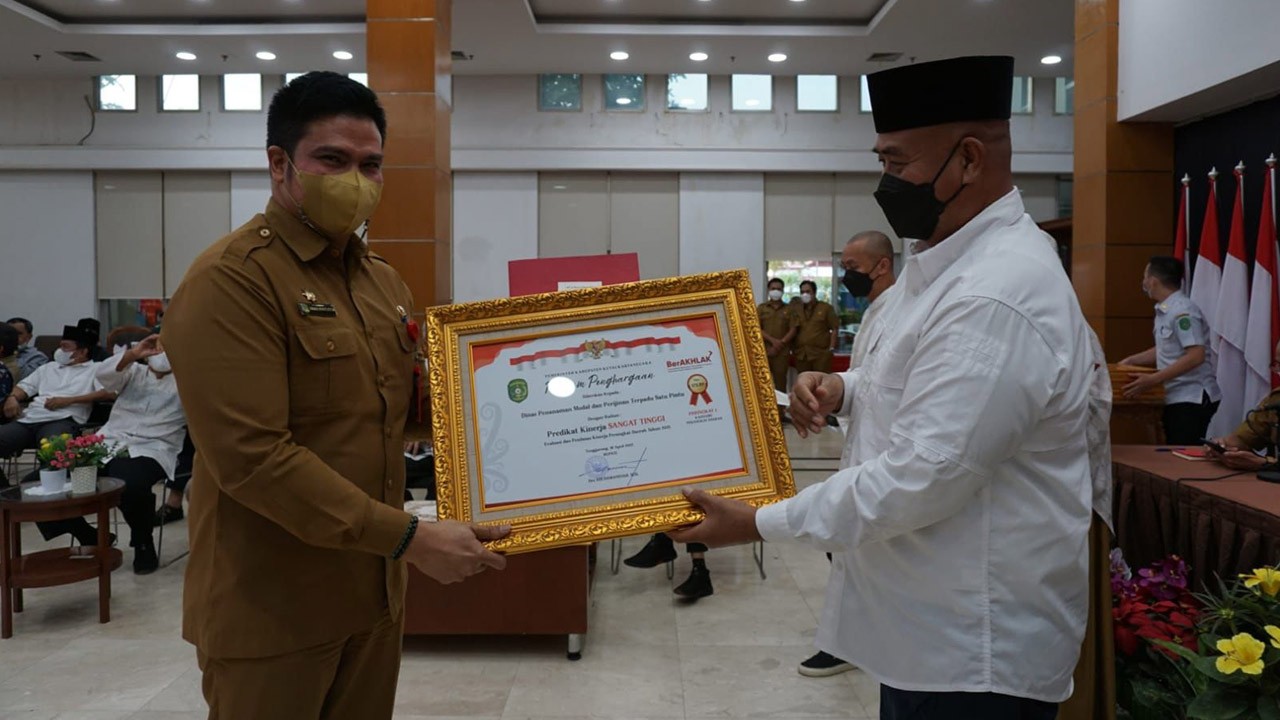 DPMPTSP Kukar Raih Predikat Perangkat Daerah Berkinerja Sangat Tinggi