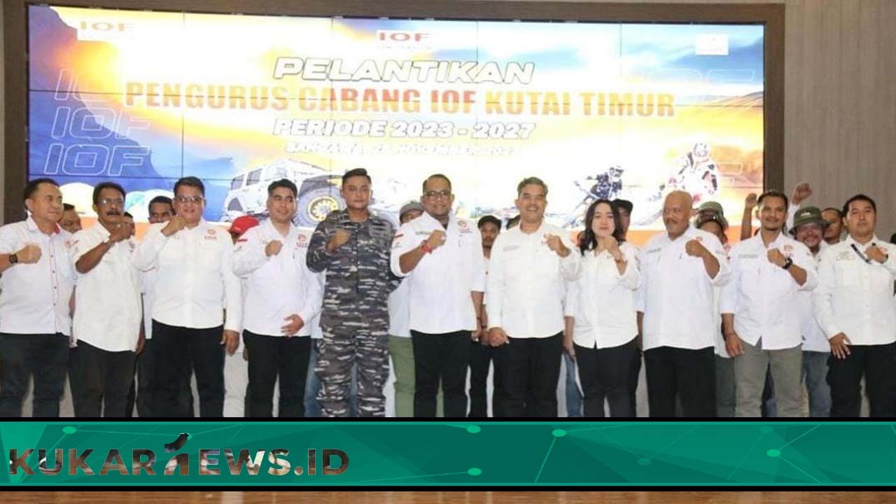 Kasmidi Bulang Resmi Dilantik Pimpim IOF Kutim Periode 2023-2027