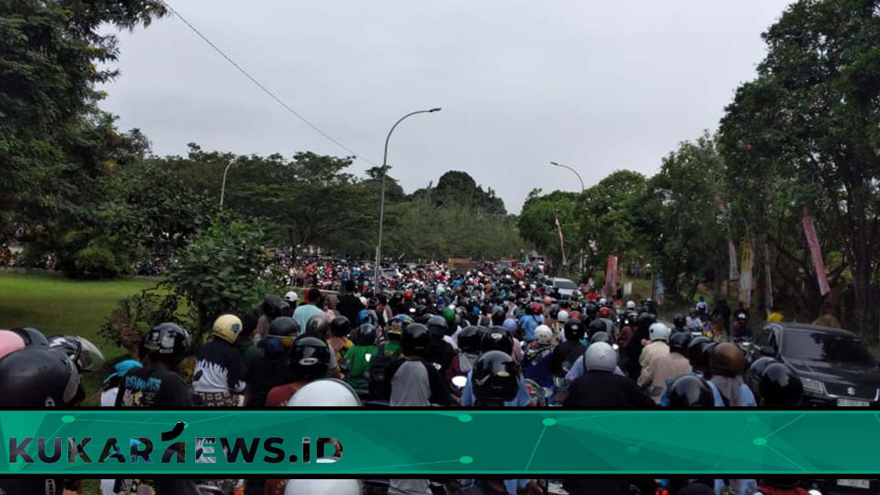 Macet Parah di Jembatan Kartanegara, Dikeluhkan Warga, Berdampak ke Operasional RSUD AM Parikesit
