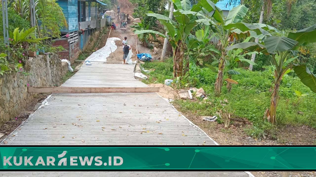 Jalan Dusun Budi Daya Mulai Tahap Pengecoran