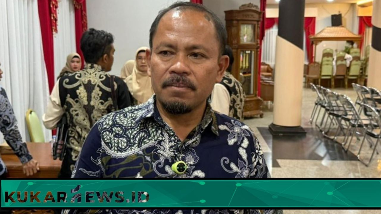 Program Seragam Gratis Tunggu Realisasi Perbup