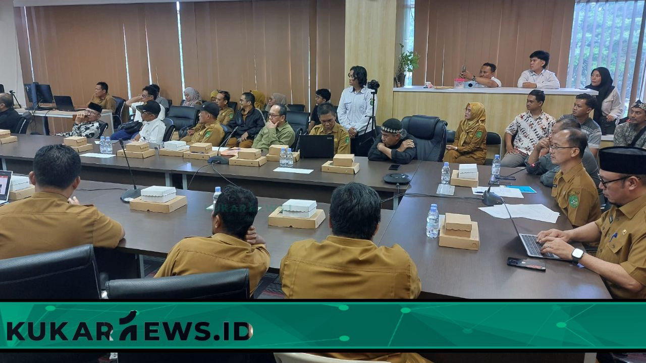 Rencana Pembongkaran Jembatan Besi di Tenggarong Sepakat di Stop Sementara