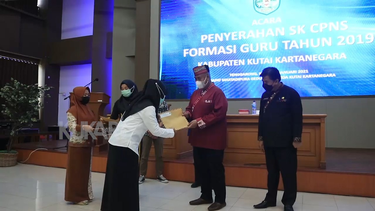 86 Guru Terima SK CPNS